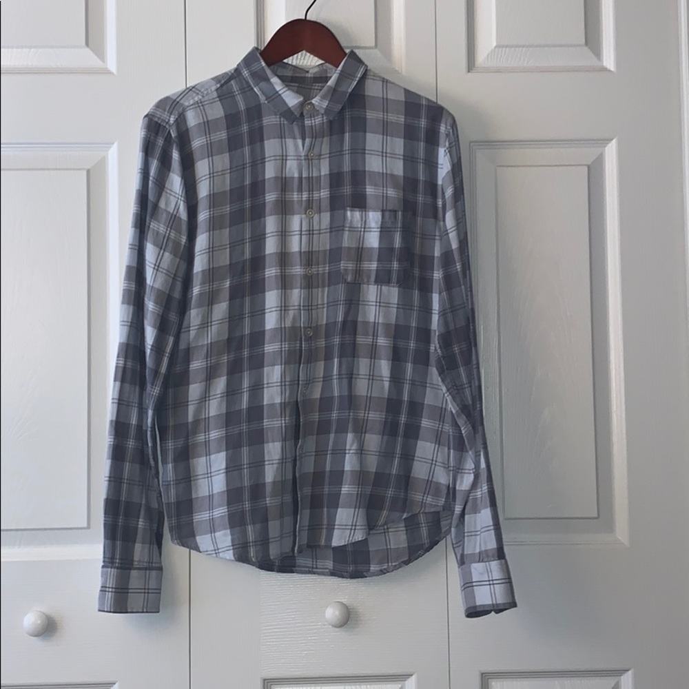 Joe’s Jean men’s linen button down